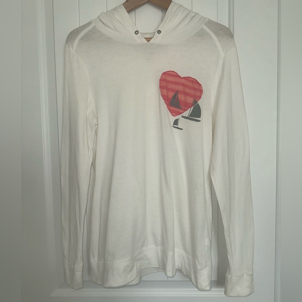 🌴3/$20 Old Navy Vintage Lightweight Shirt with Hood